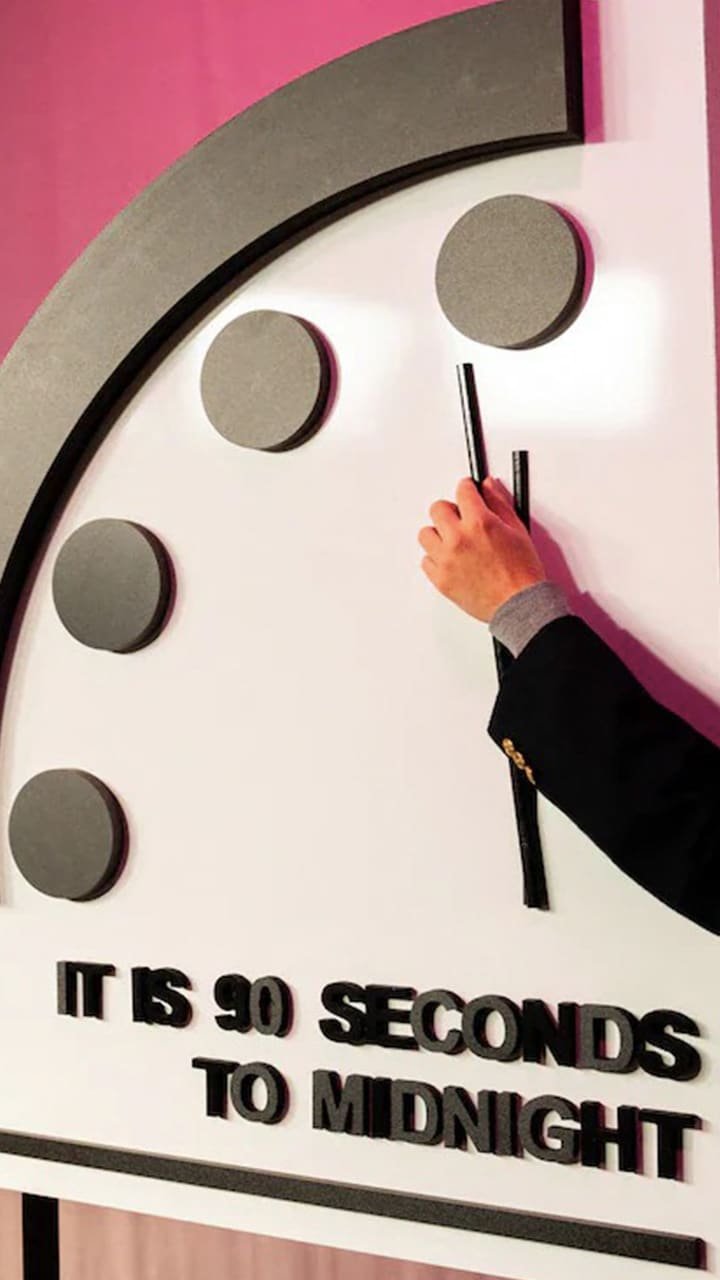  Doomsday Clock Set At 90 Seconds To Midnight